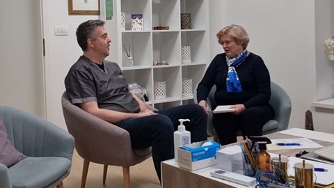 PREDSTAVITVENI VIDEO Z NOVINARKO ZA ZDRAVRSTVO MILKO KRAPEŽ
